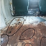 Photo of the reality of the "hidden" condition of the van.