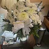NOT a “rustic basket of daisies” as ordered!