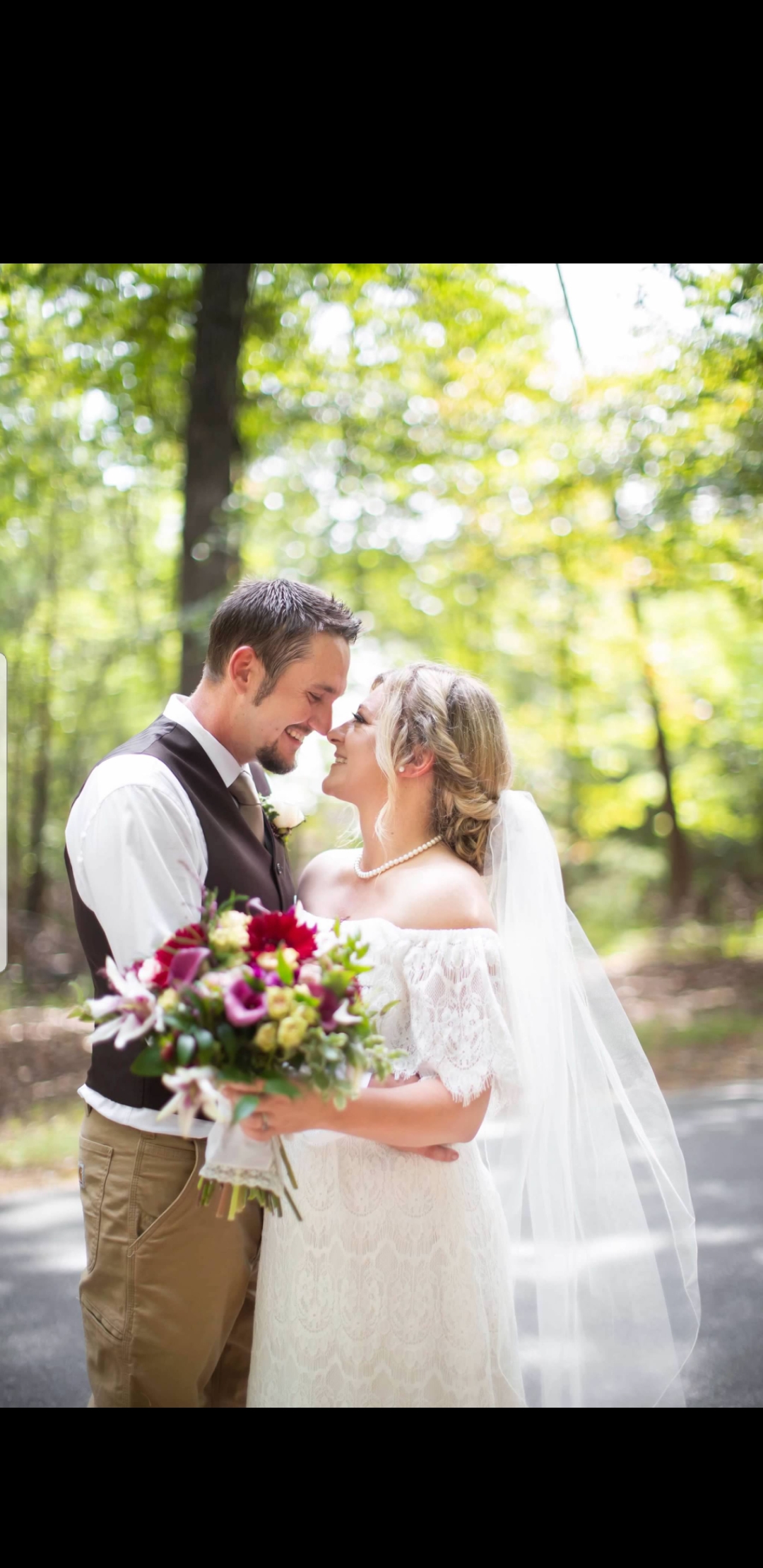 The Knot Ultimate Wedding Planner by Carley Roney 